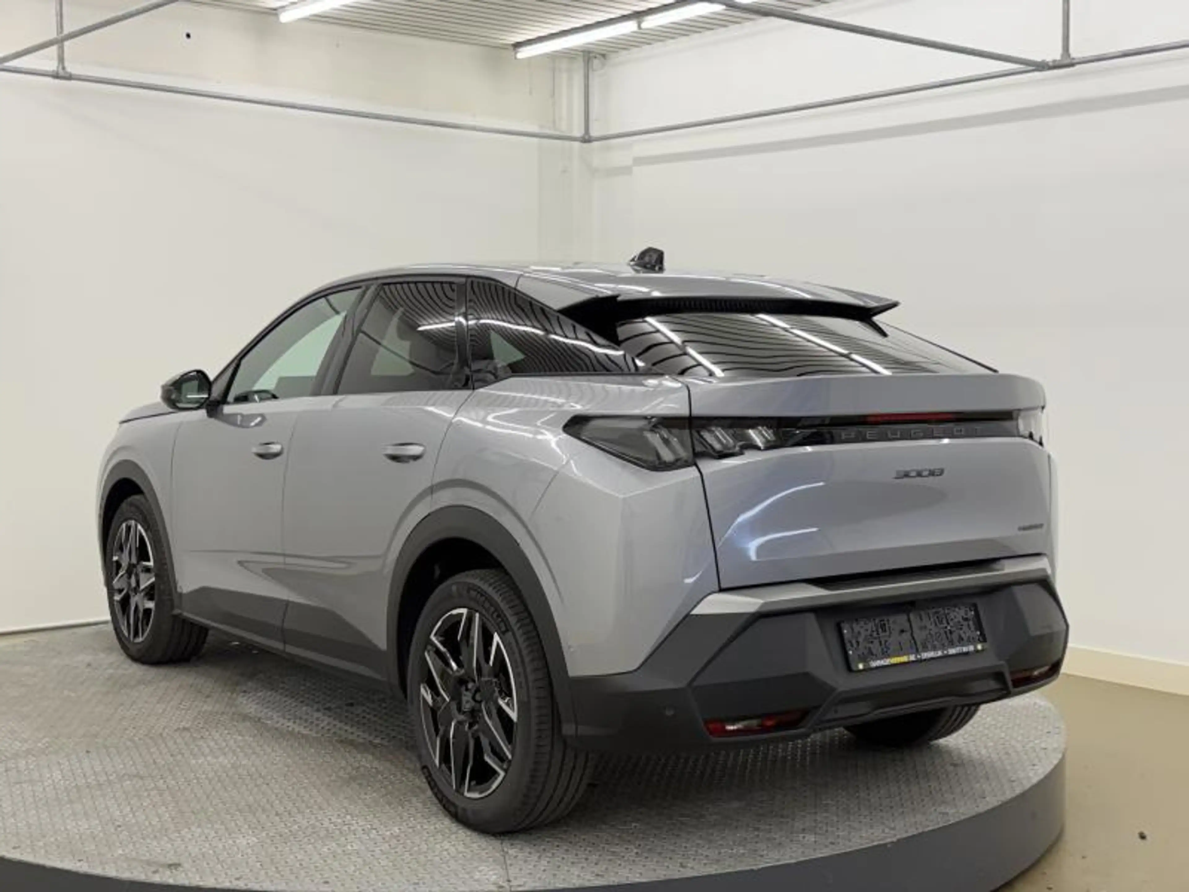 Peugeot 3008 360° camera en weinig kms aan TOP prijs — photo 13