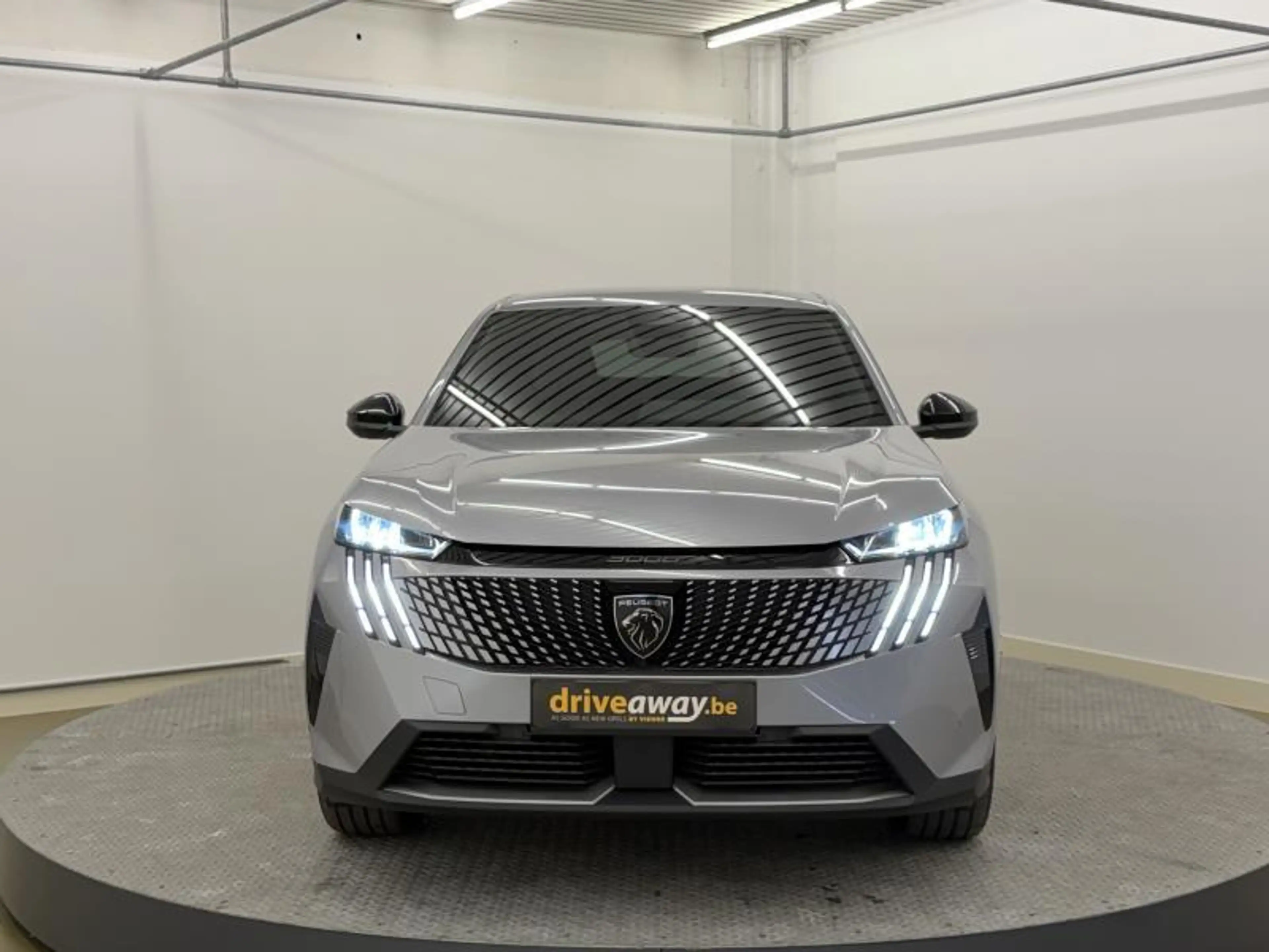 Peugeot 3008 360° camera en weinig kms aan TOP prijs — photo 7