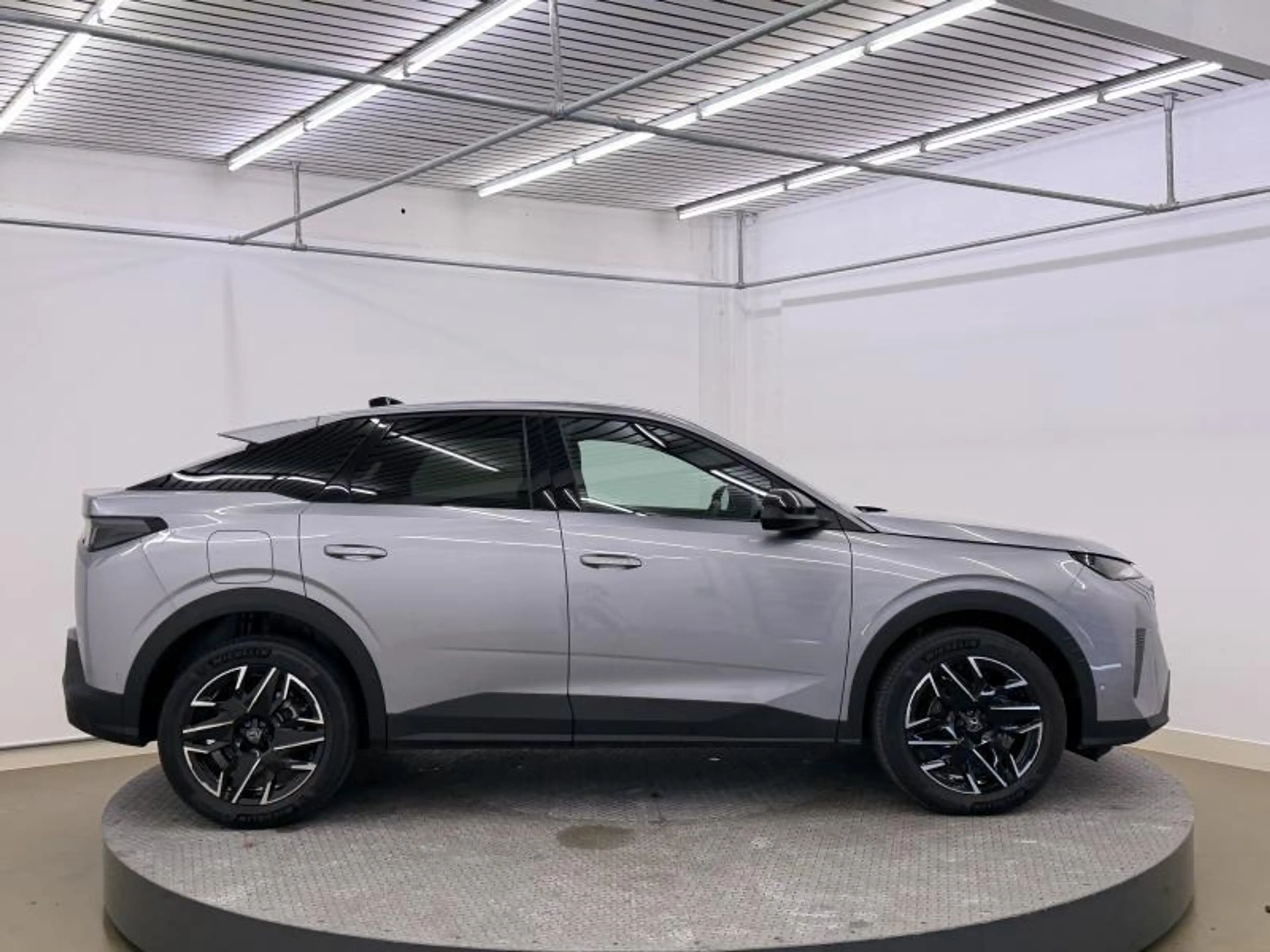 Peugeot 3008 360° camera en weinig kms aan TOP prijs — photo 9