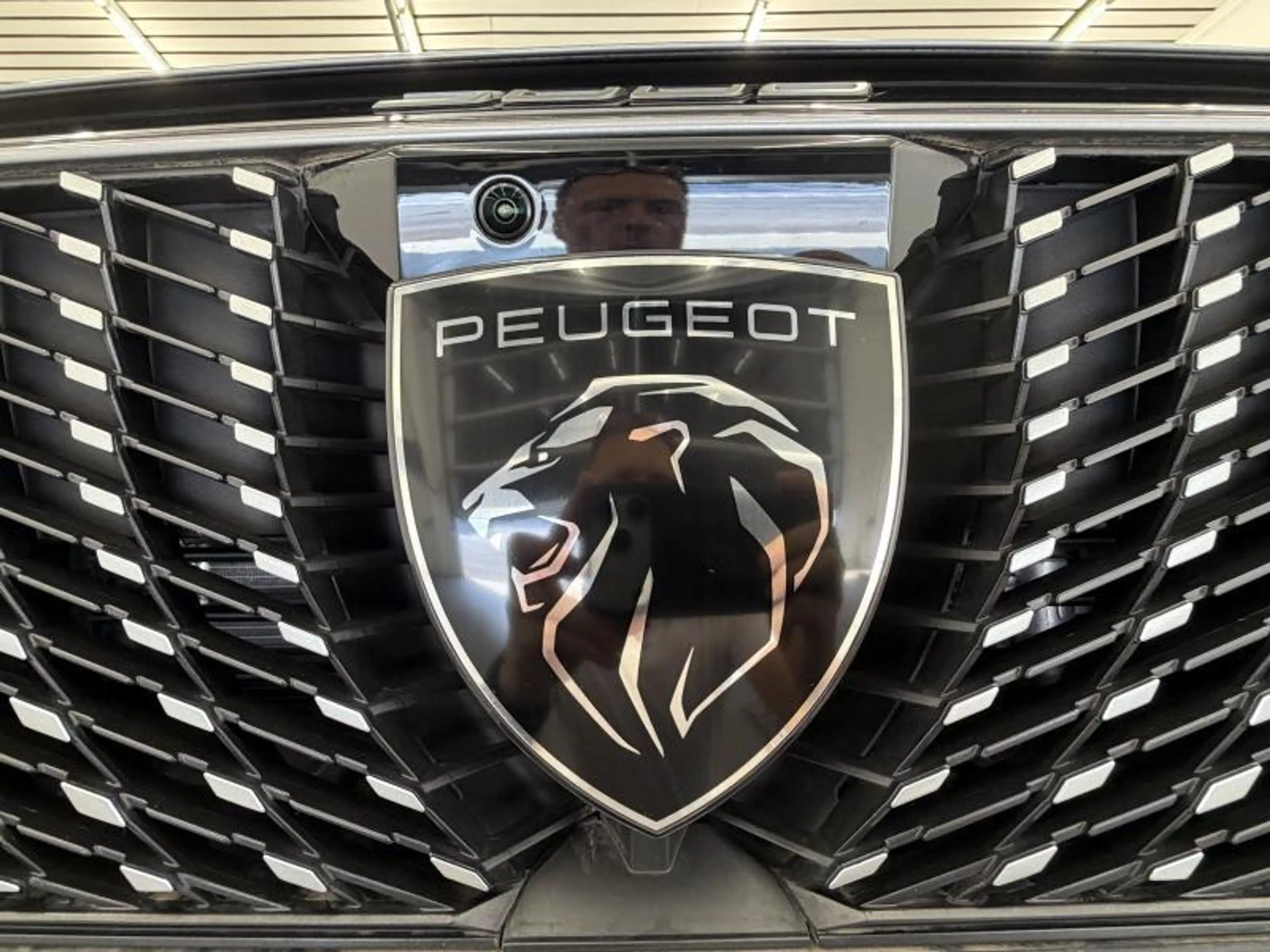 Peugeot 3008 360° camera en weinig kms aan TOP prijs — photo 15