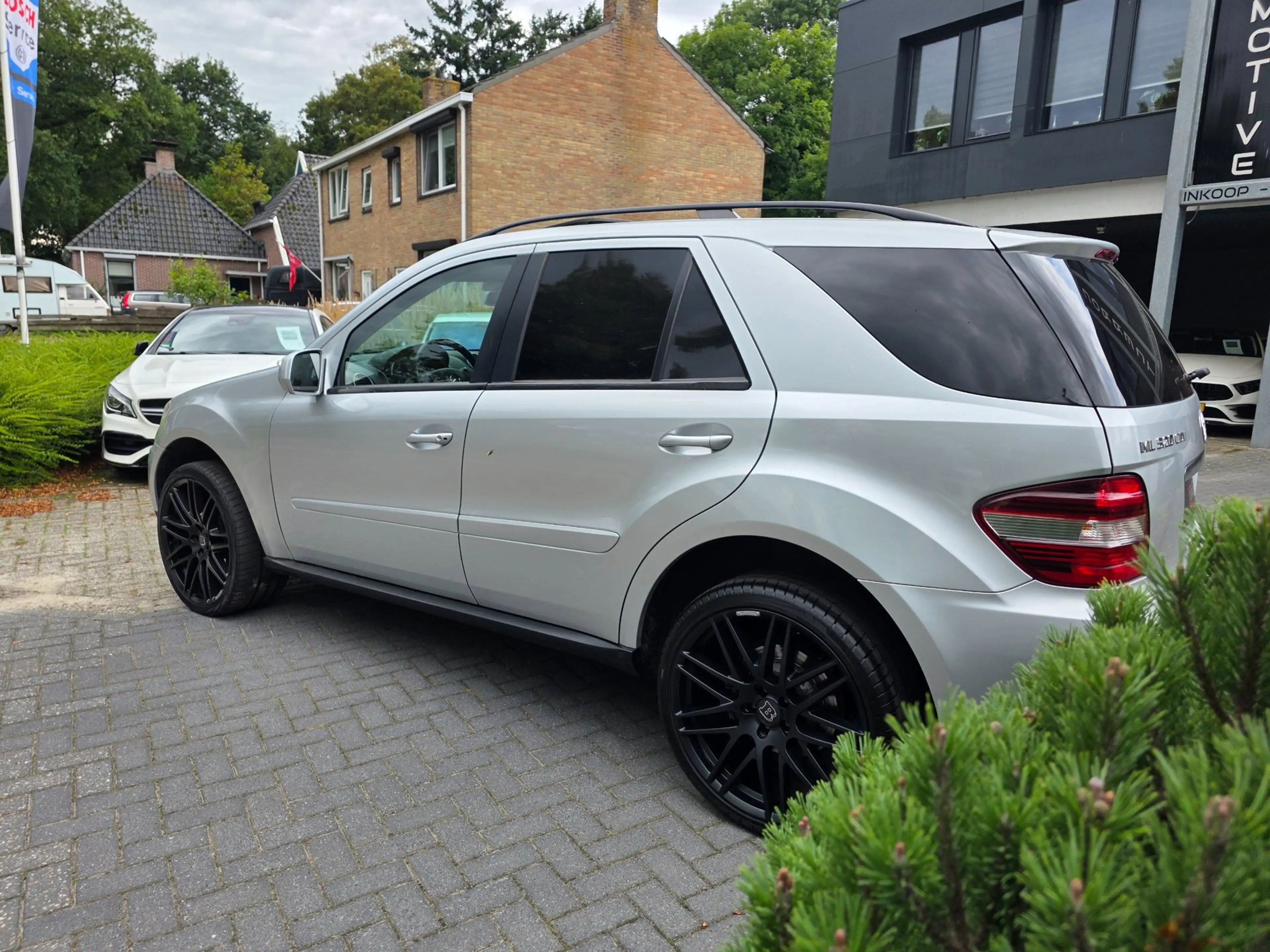 Mercedes-Benz ML 320 M-klasse CDI — photo 12