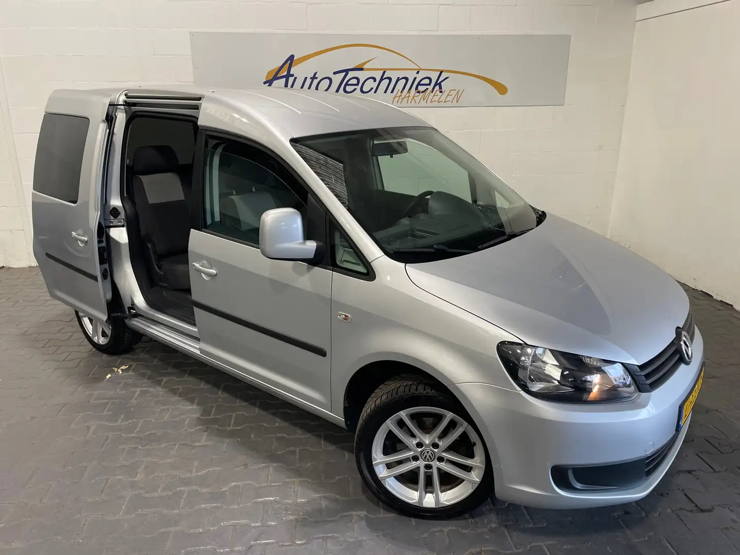 Volkswagen Caddy 1.2 TSI Pers.*Airco*Cruise*Trekhaak* Grijs - 2