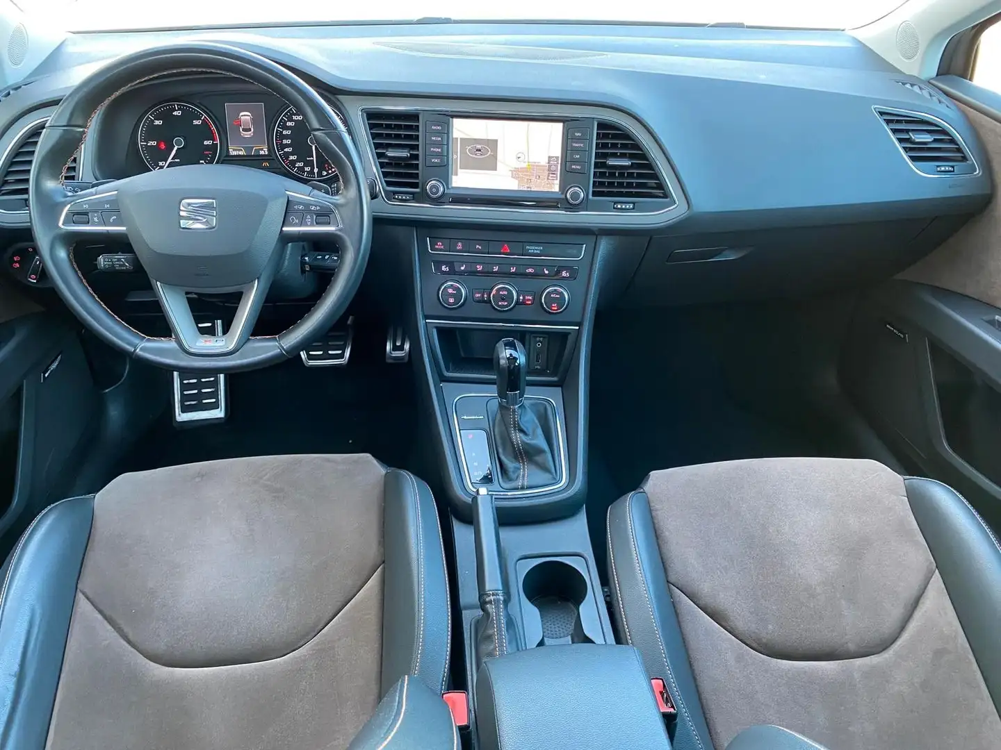 SEAT Leon ST X-Perience 4Drive|LED|NAVI|R-KAM|PANO Brun - 2