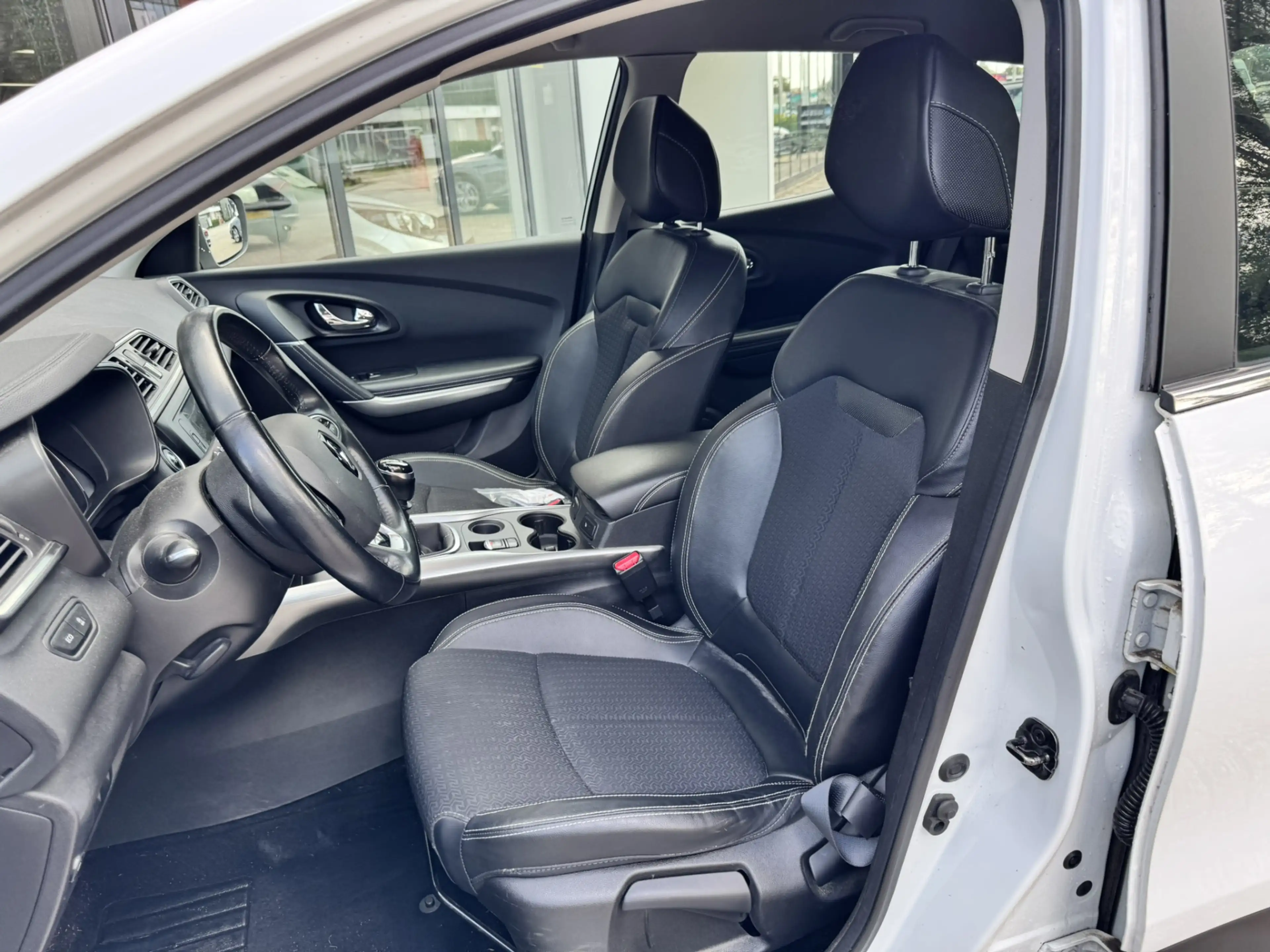 Renault Kadjar 1.2 TCe Intens*Navi*ECC*EXPORT/EX.BPM* — photo 7