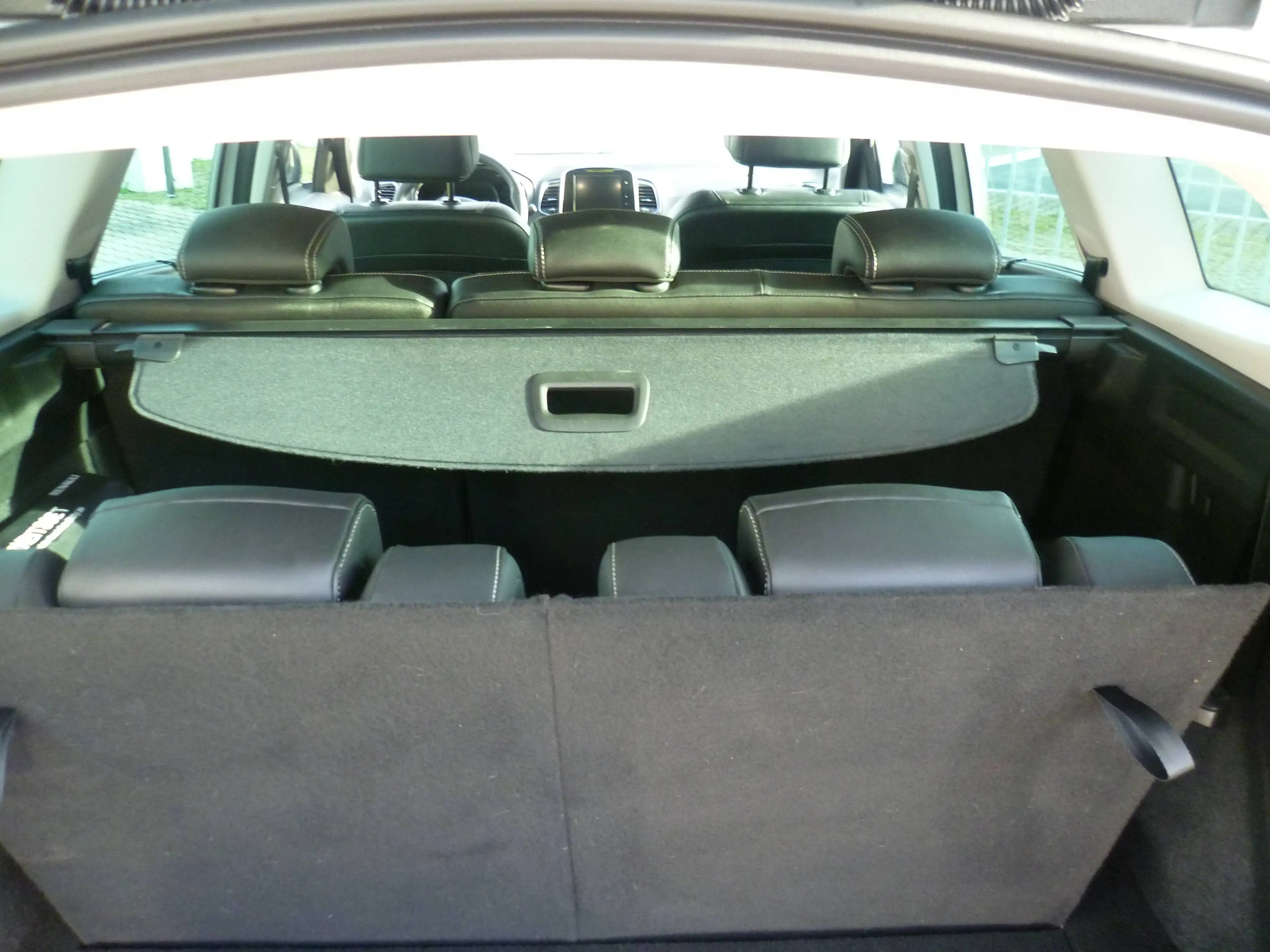 Renault Scenic TCe 140 GPF TECHNO / 7-Sitze — photo 4