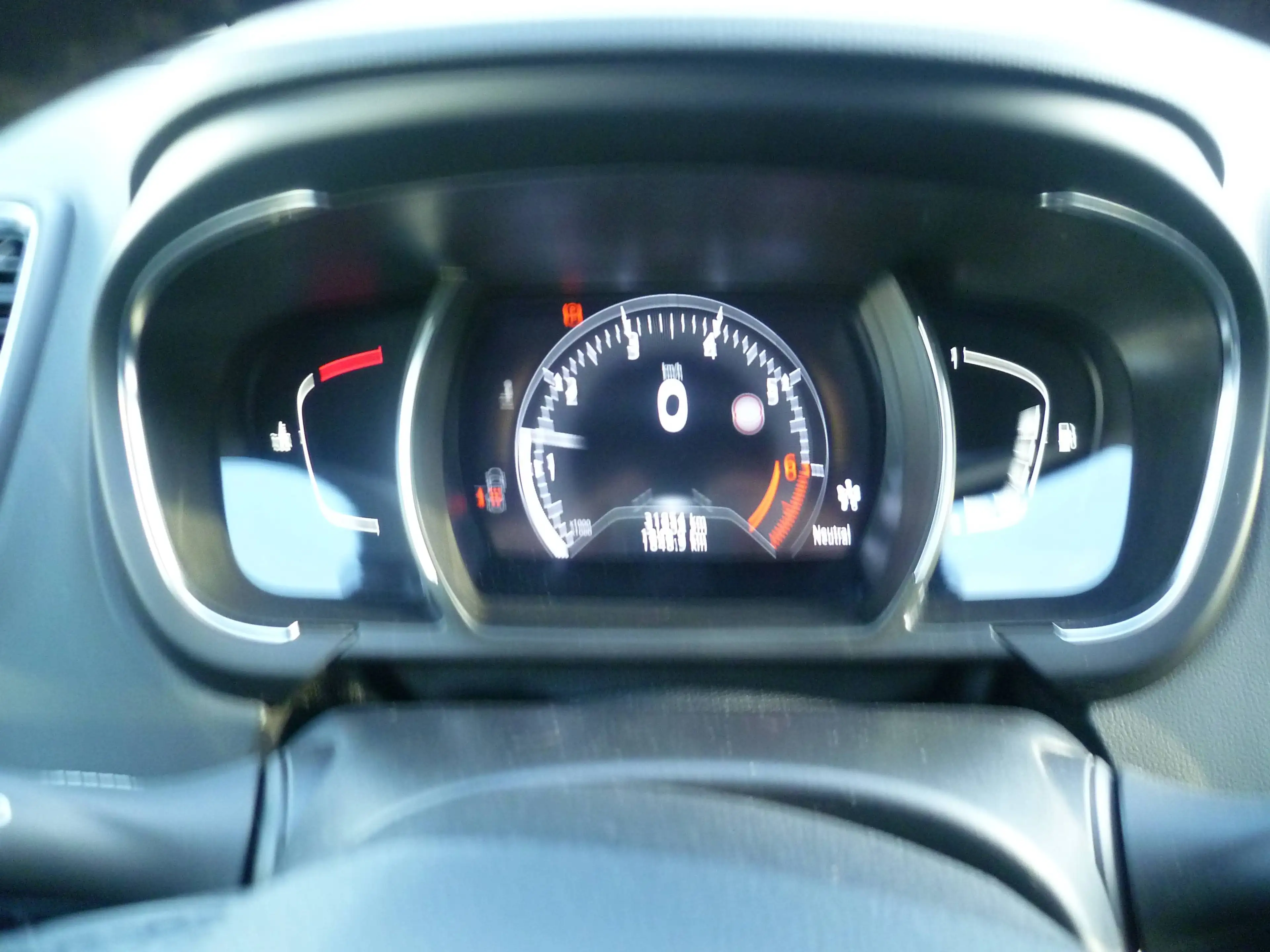 Renault Scenic TCe 140 GPF TECHNO / 7-Sitze — photo 13