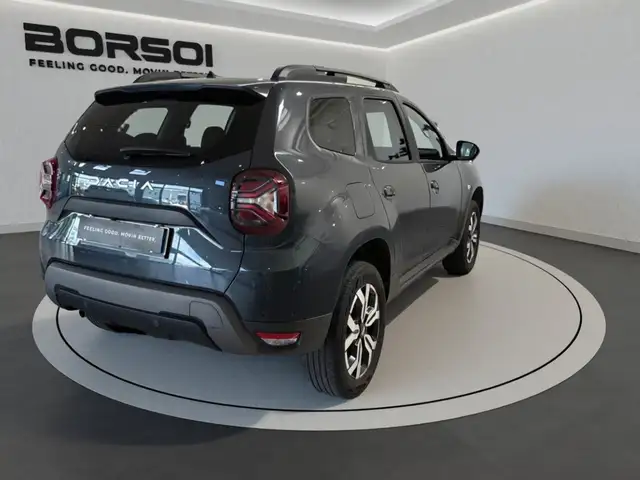 Dacia Duster view 5
