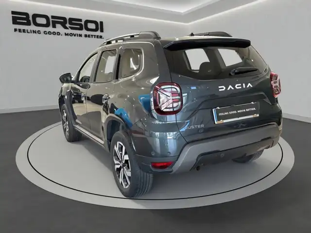 Dacia Duster view 3