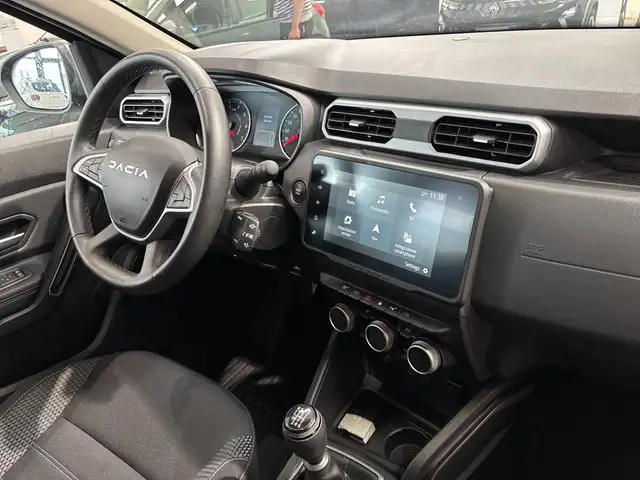 Dacia Duster view 19