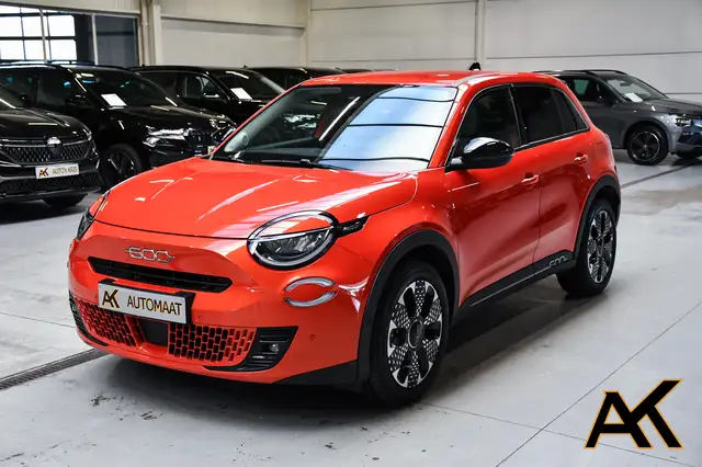 Fiat 600e La Prima - LEDER / NAVI / CAMERA / SMARTLINK / ACC