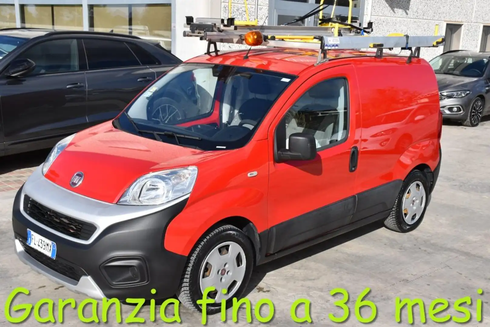 Fiat Fiorino 1.3 MJT 95CV Cargo Adventure Nero - 1