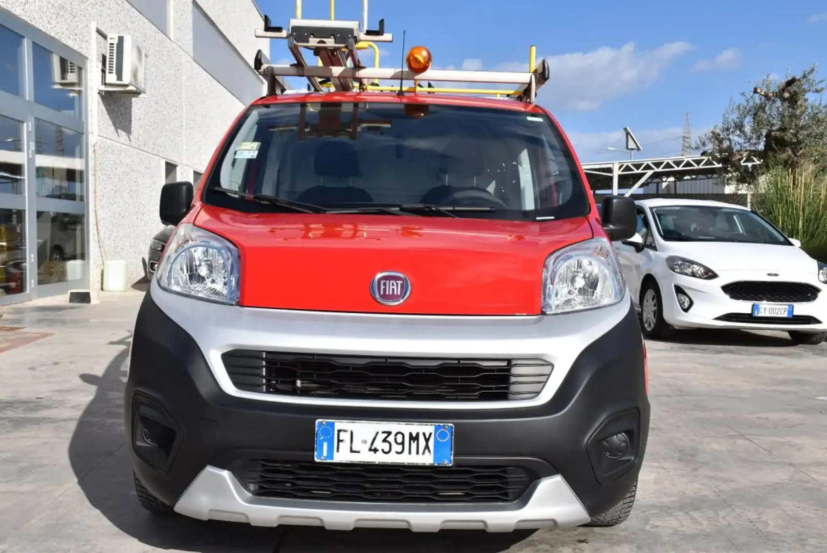 Fiat Fiorino 1.3 MJT 95CV Cargo Adventure Nero - 2