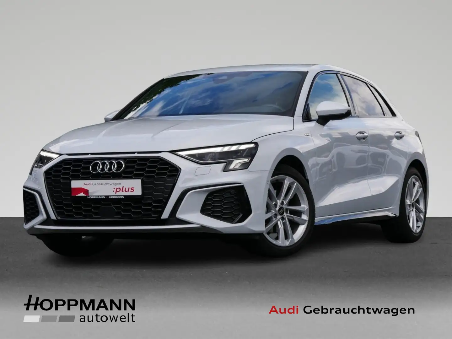Audi A3 35 TFSI S-Line Black LED Kamera vir Weiß - 1