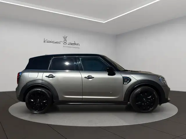 Mini Countryman view 5