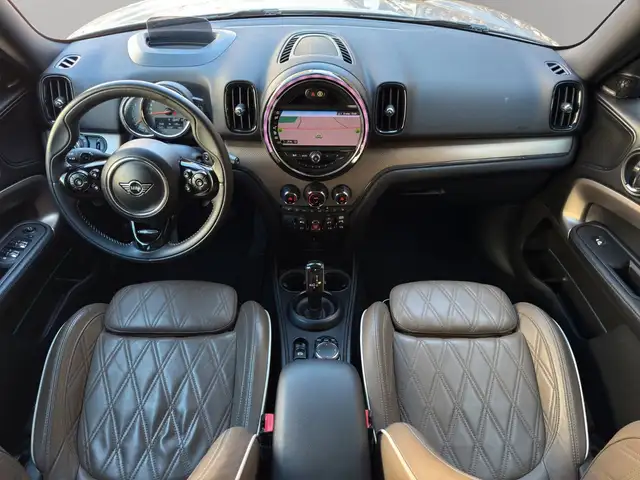 Mini Countryman view 10