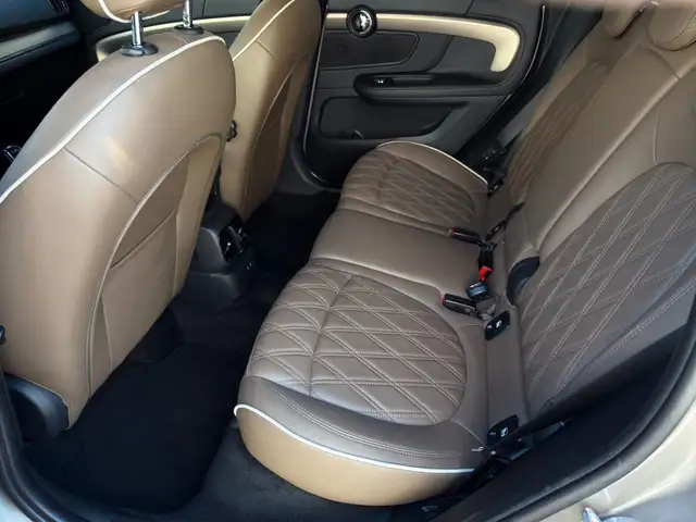 Mini Countryman view 15