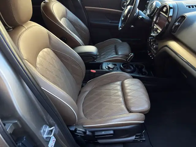 Mini Countryman view 11