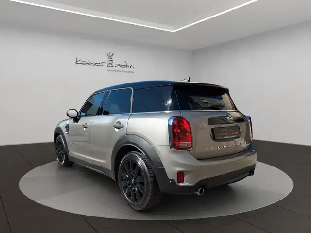 Mini Countryman view 6