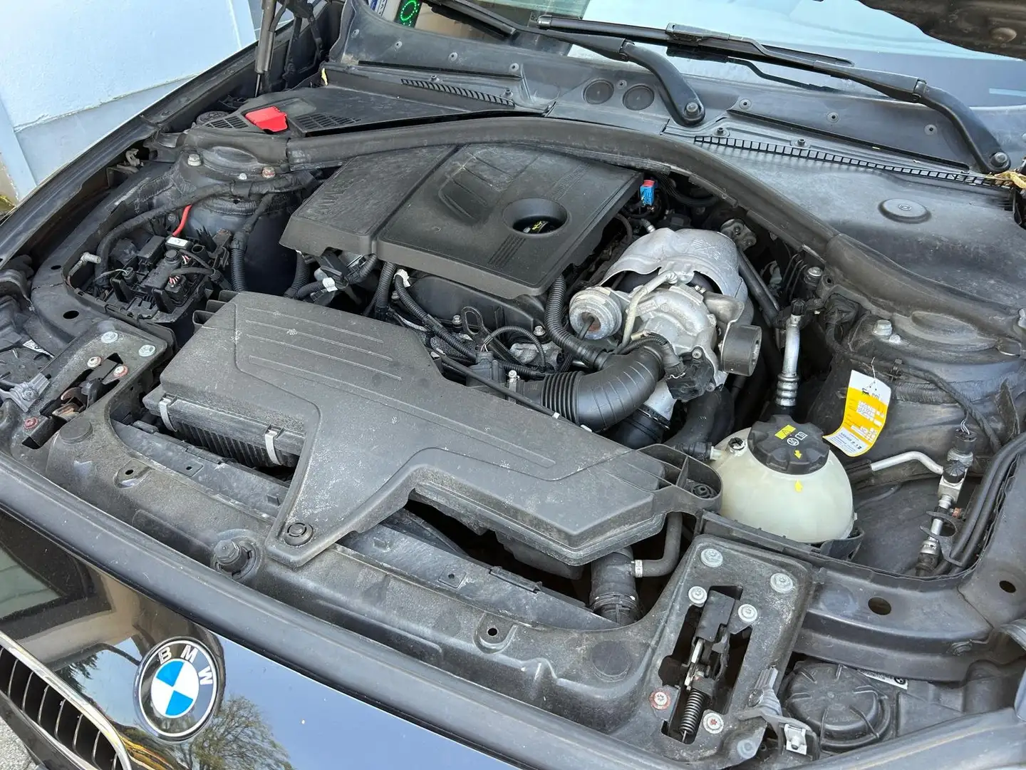 BMW 114 1,6i 75kw Euro6 Perfekt!!!TÜV!!!FIX PREIS!!! Schwarz - 2