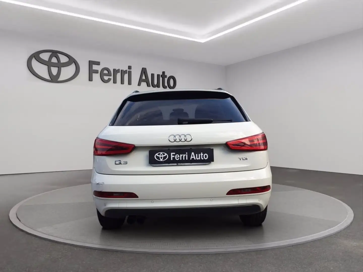 Audi Q3 2.0 tdi advanced 140cv Alb - 2