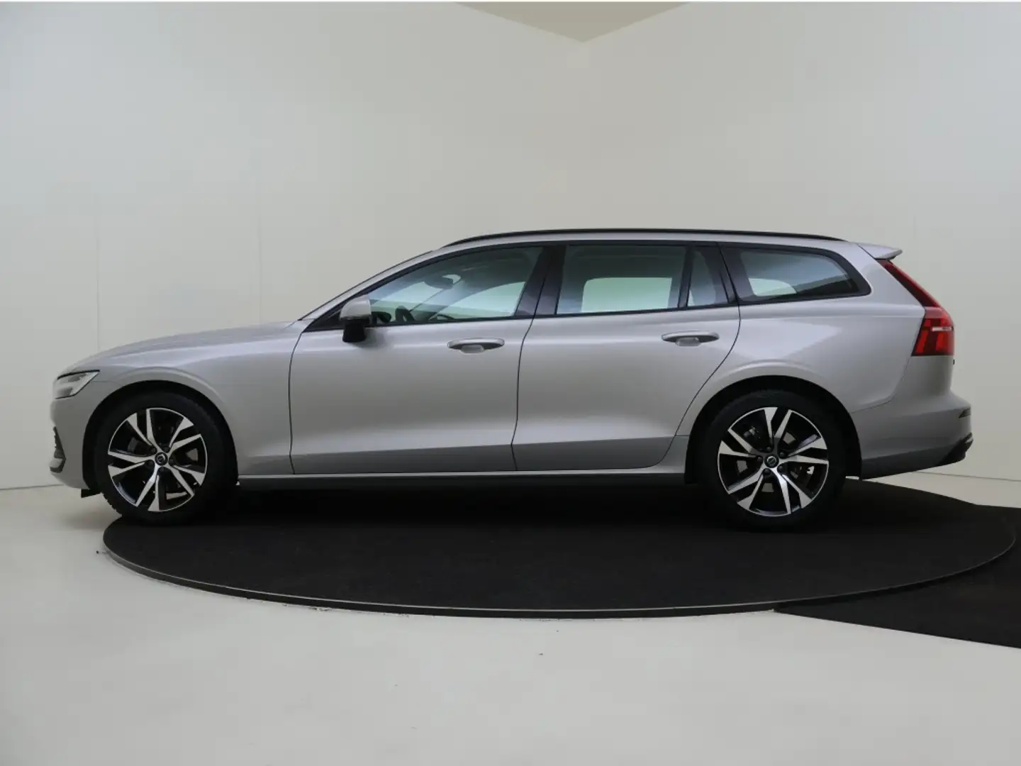 Volvo V60 B3 Essential Edition | Trekhaak | Achteruitrijcame Gris - 2