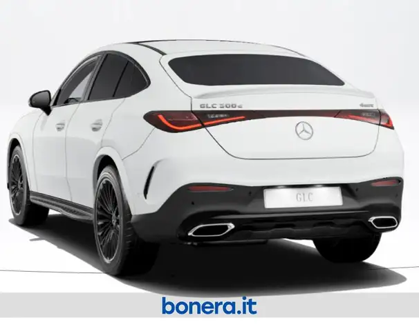 Mercedes-Benz 300 view 3