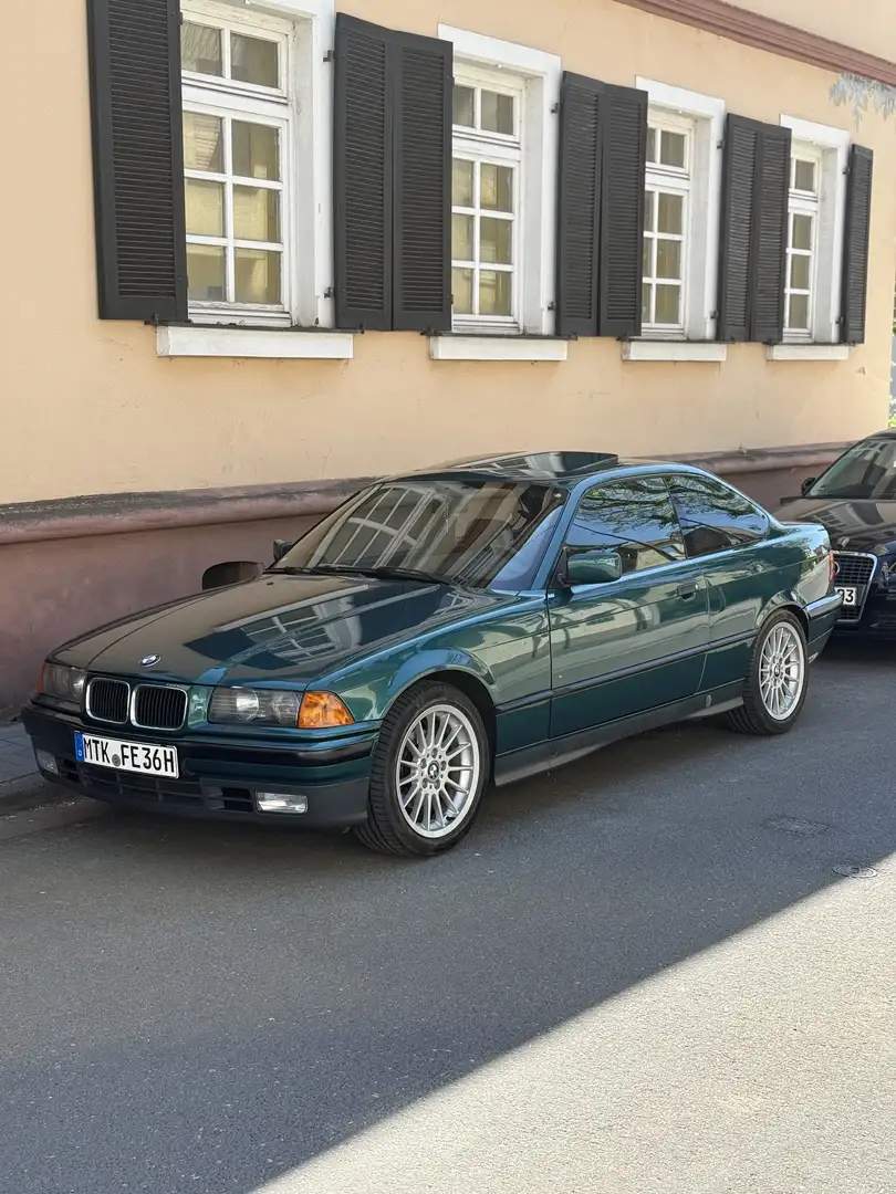 BMW 325 325i Grün - 1
