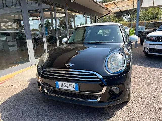 MINI Cooper D Mini IV F55-F56 2014 1.5 Business 3p auto