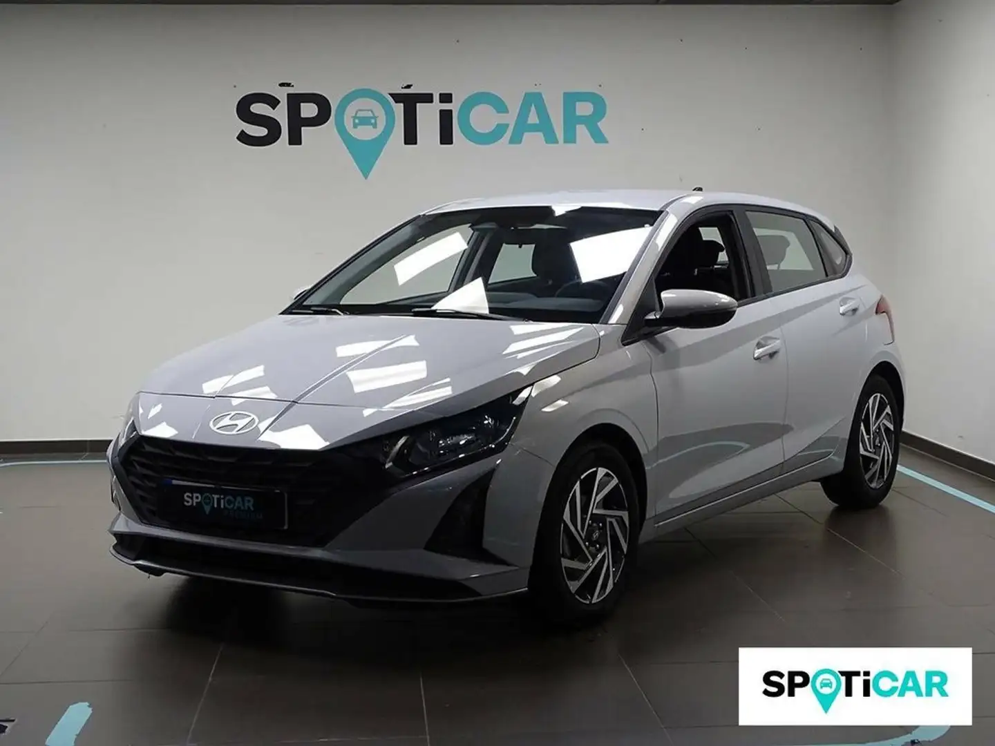 Hyundai i20 1.2 MPI Klass Gris - 1