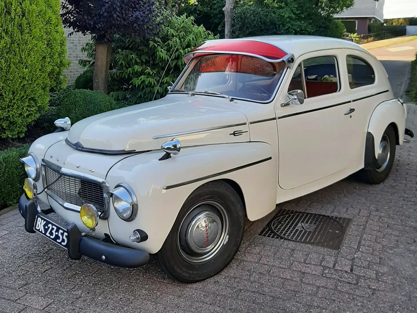 Volvo PV544 Sport Bej - 2