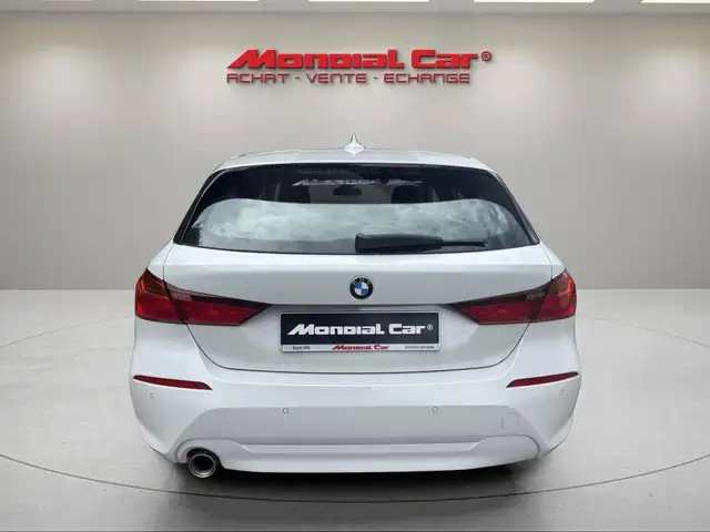 BMW 1 Series view 7