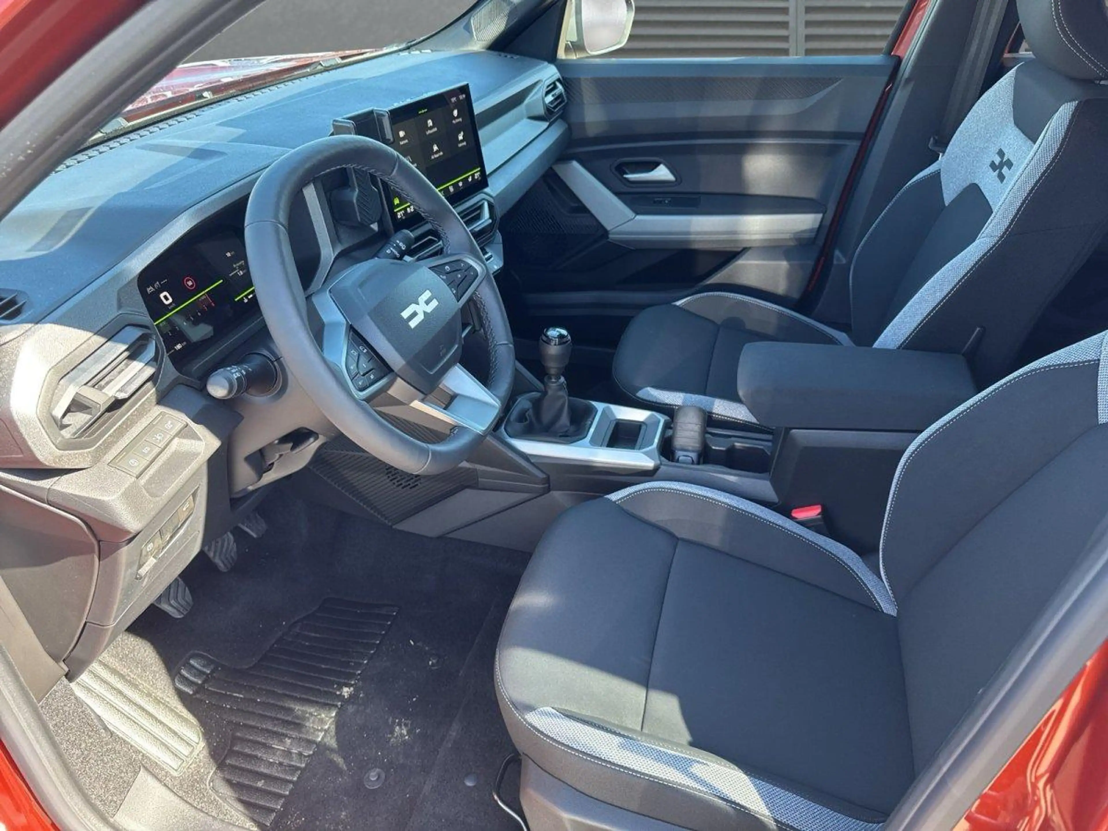 Dacia Bigster Journey SHZ+LKHZ+LED TCe 140 103 kW (140 PS), S... — photo 4