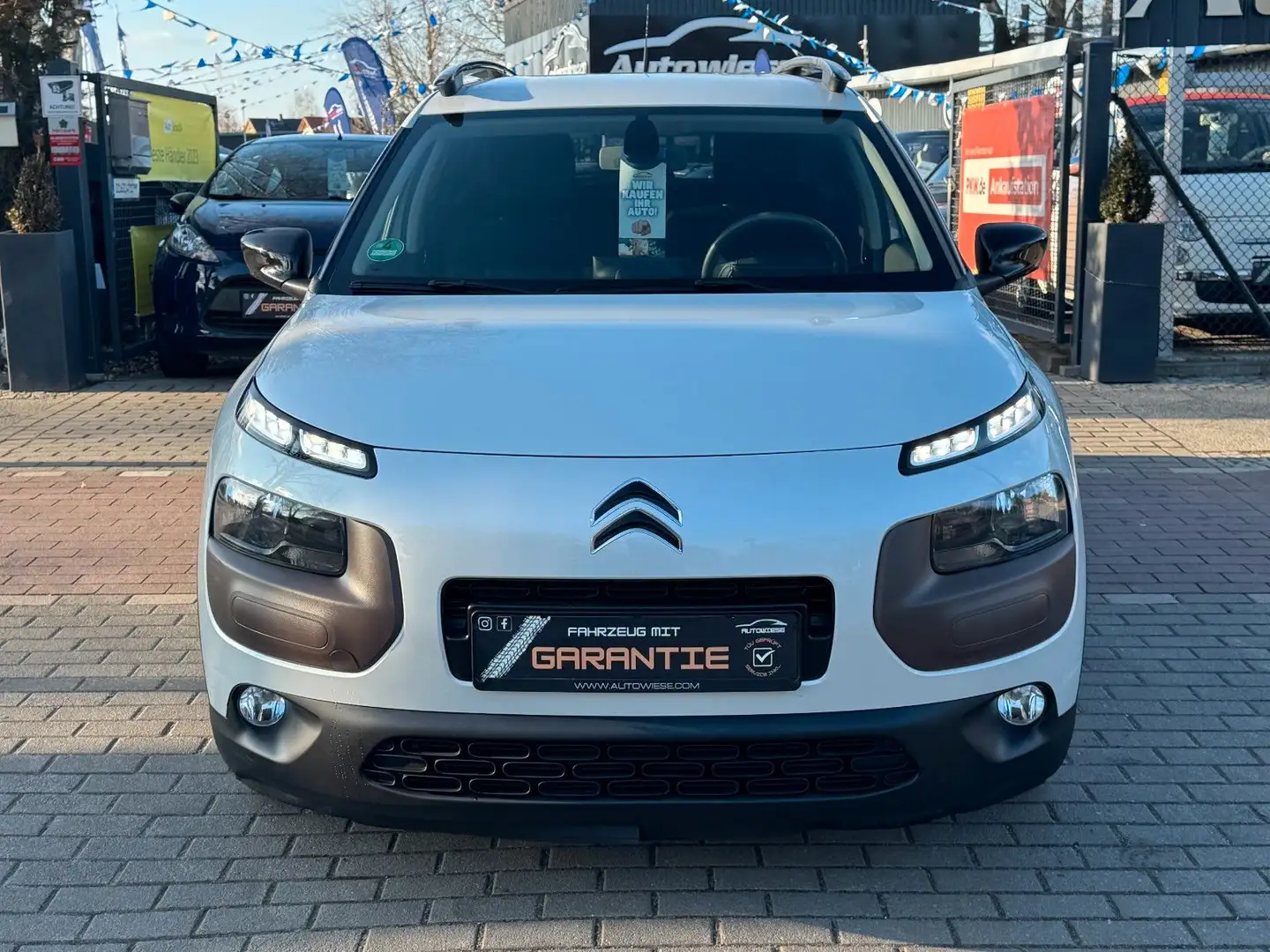 Citroen C4 Cactus Shine 1.2 Aut*Nav*Leder*Kamera* Weiß - 2