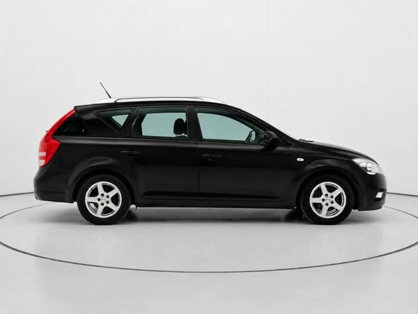 Kia Ceed / cee'd 1.6 CRDI Eco-Dynamics Drive 115 Negro - 2