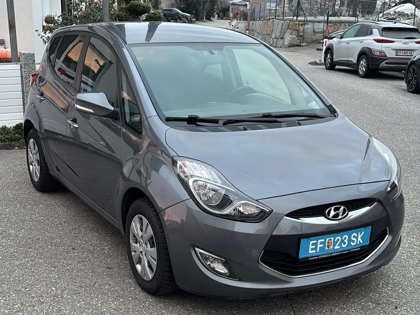 Hyundai iX20 iX20 1,6 CRDi Comfort Comfort Grau - 1