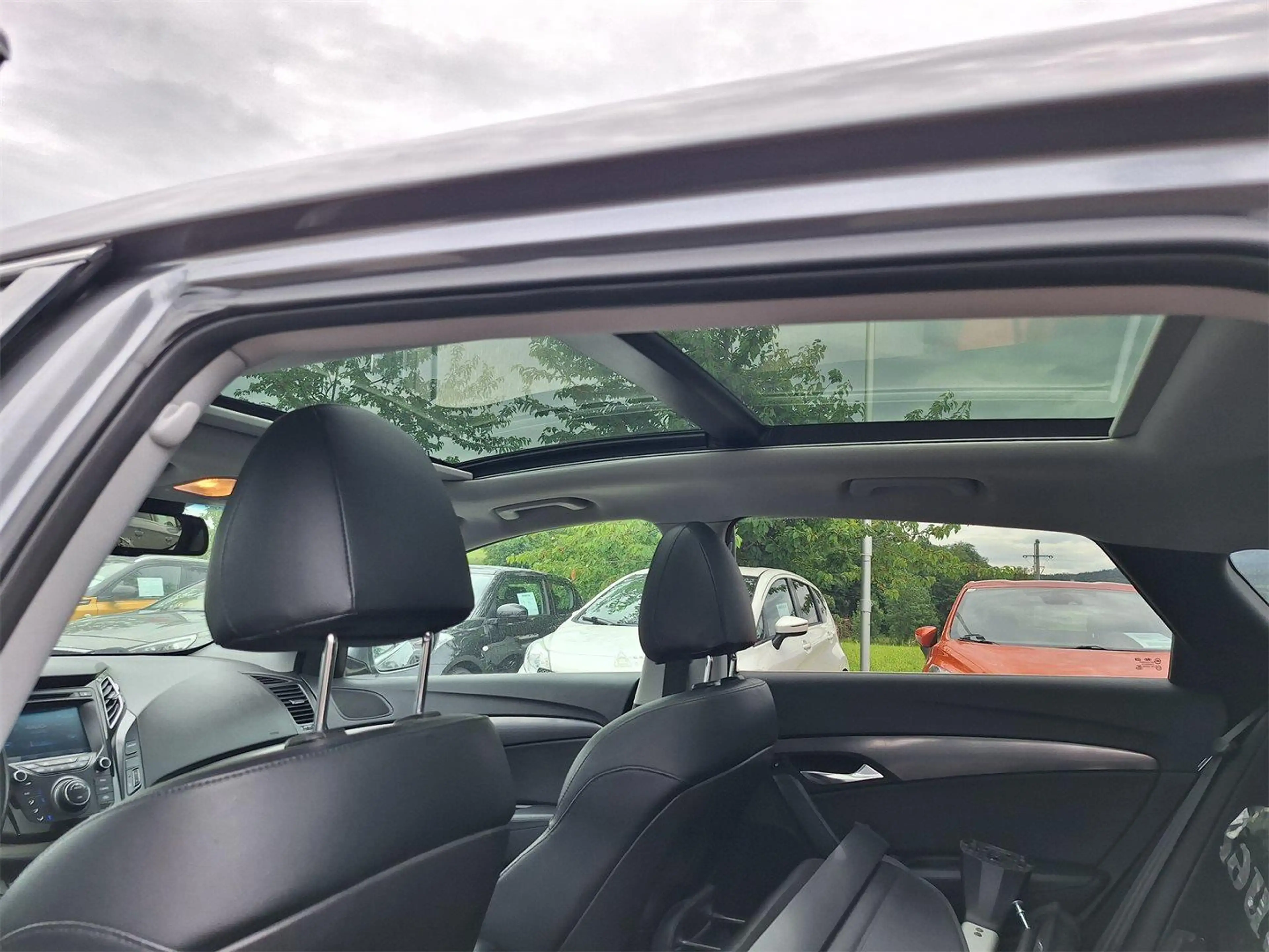 Hyundai i40 Style 1,7 CRDi DPF — photo 9