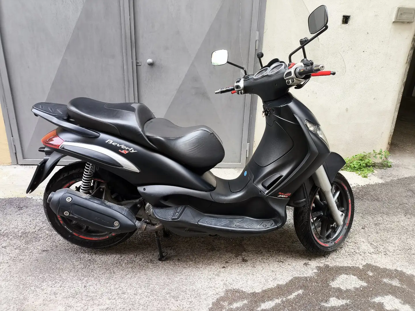 Piaggio Beverly 250 S Nero - 2