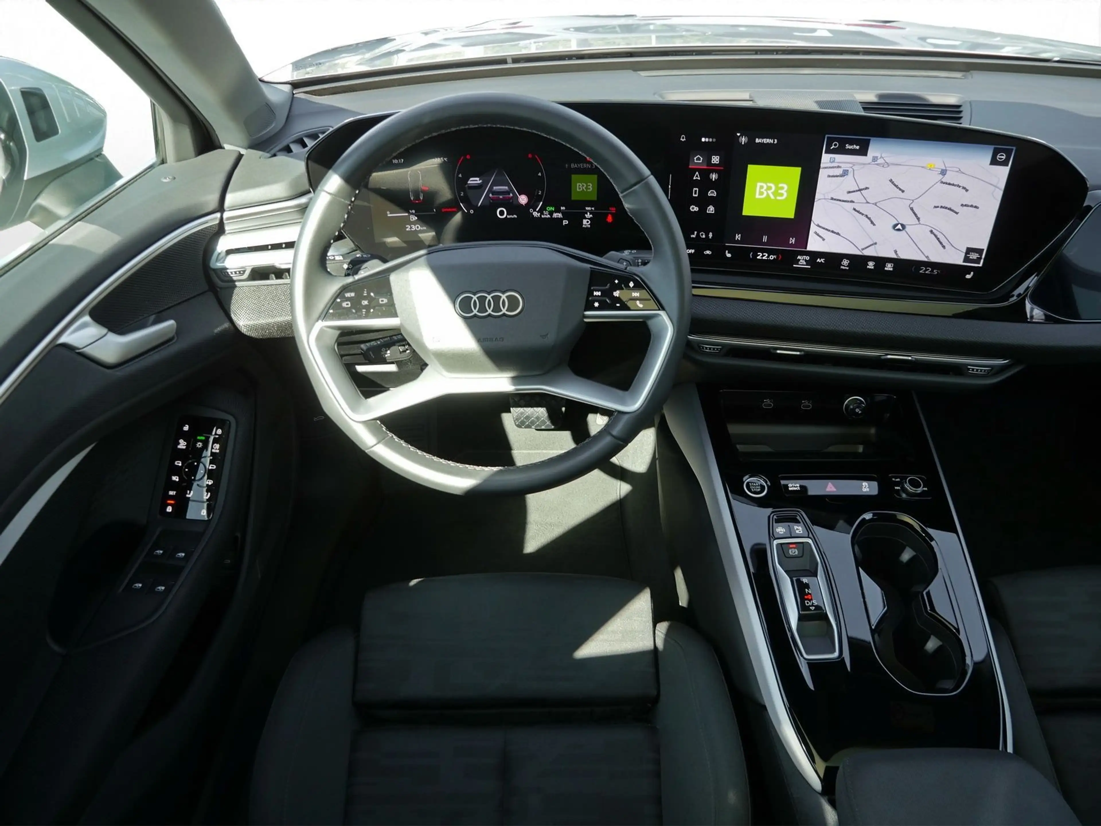 Audi A6 TDI quattro 150 kW Matrix*Pano*AHK*360° — photo 8