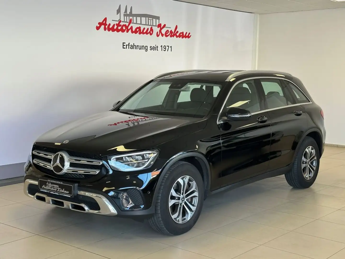 Mercedes-Benz GLC 220 d 4Matic 9G-TRONIC+Business Paket+LED+Carplay+ Schwarz - 1