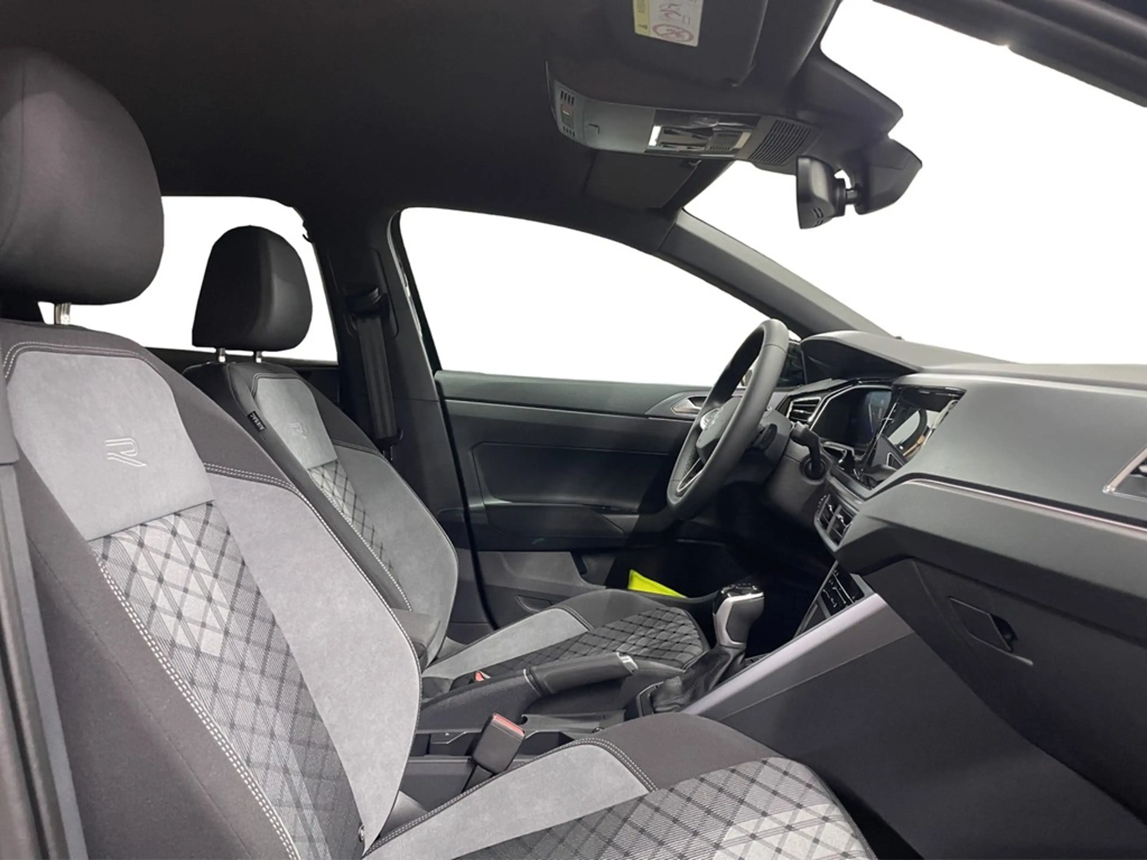 Volkswagen Taigo 1.5 TSI DSG R-Line IQ-LIGHT*NAV*SHZ*ACC*PARKLEN... — photo 12
