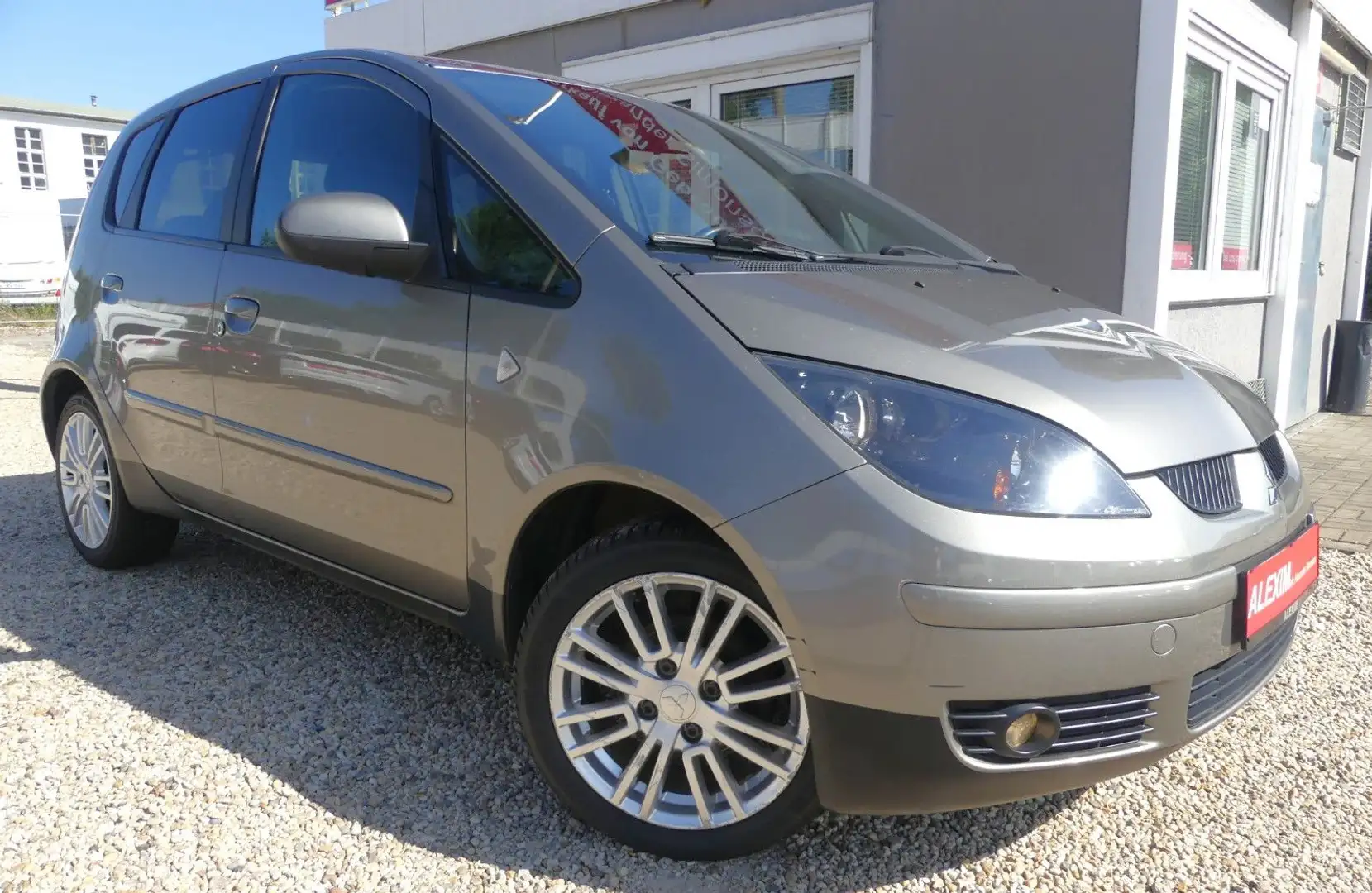 Mitsubishi Colt 5-trg.1.5/TÜV03.27/1.Hand/Klima/Sitzheizung Grau - 2