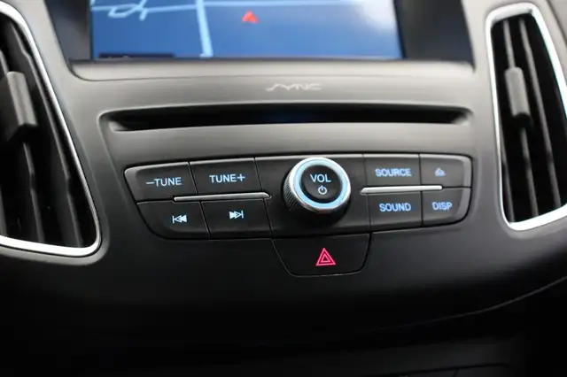 Ford Focus view 28