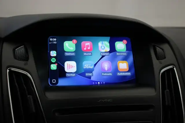 Ford Focus view 5