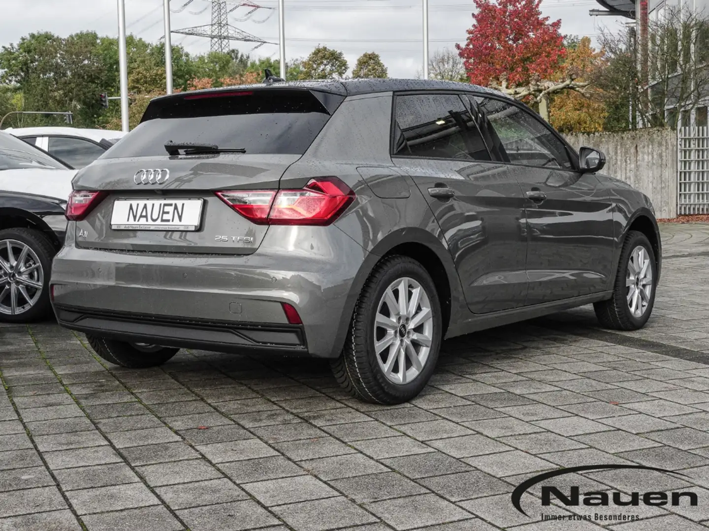 Audi A1 Sportback 25 TFSI* Sonderaktion Nauen* Grau - 2
