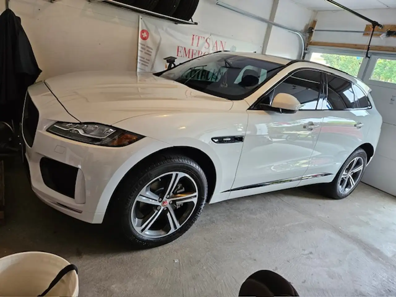 2019 Jaguar F-Pace