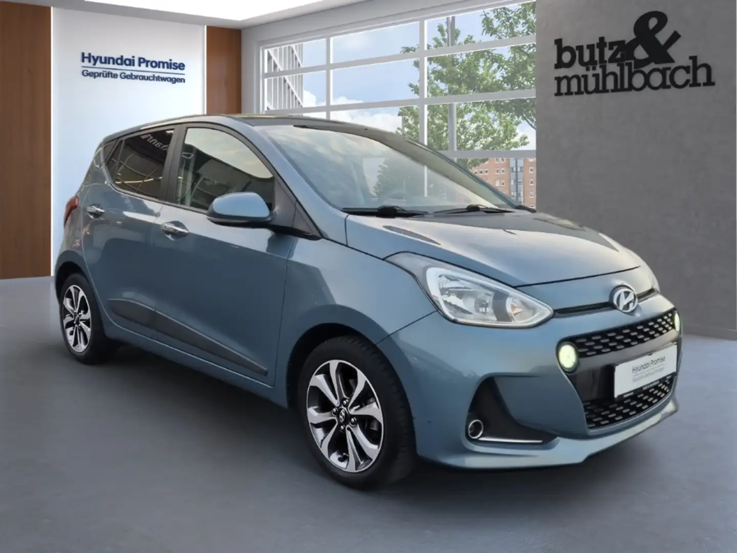 Hyundai i10 FL MY19 1.2 Benzin A/T Style Premium-Paket. Sicher Blauw - 2