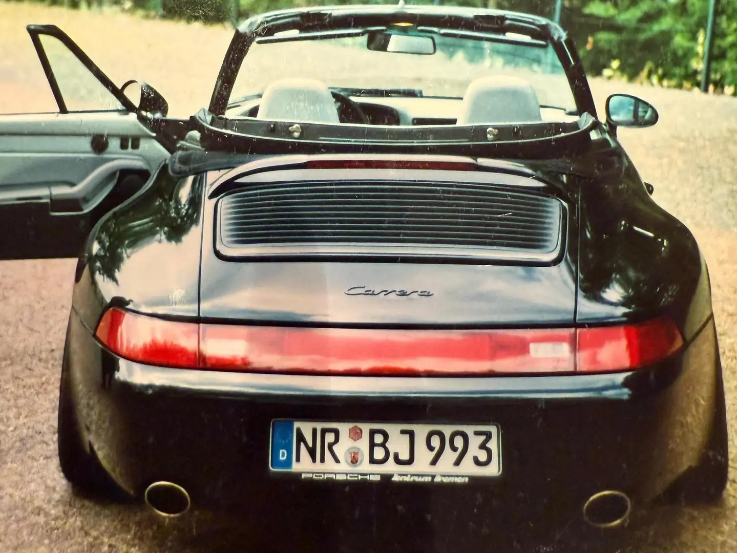 Porsche 993 911 Carrera Cabrio Černá - 2