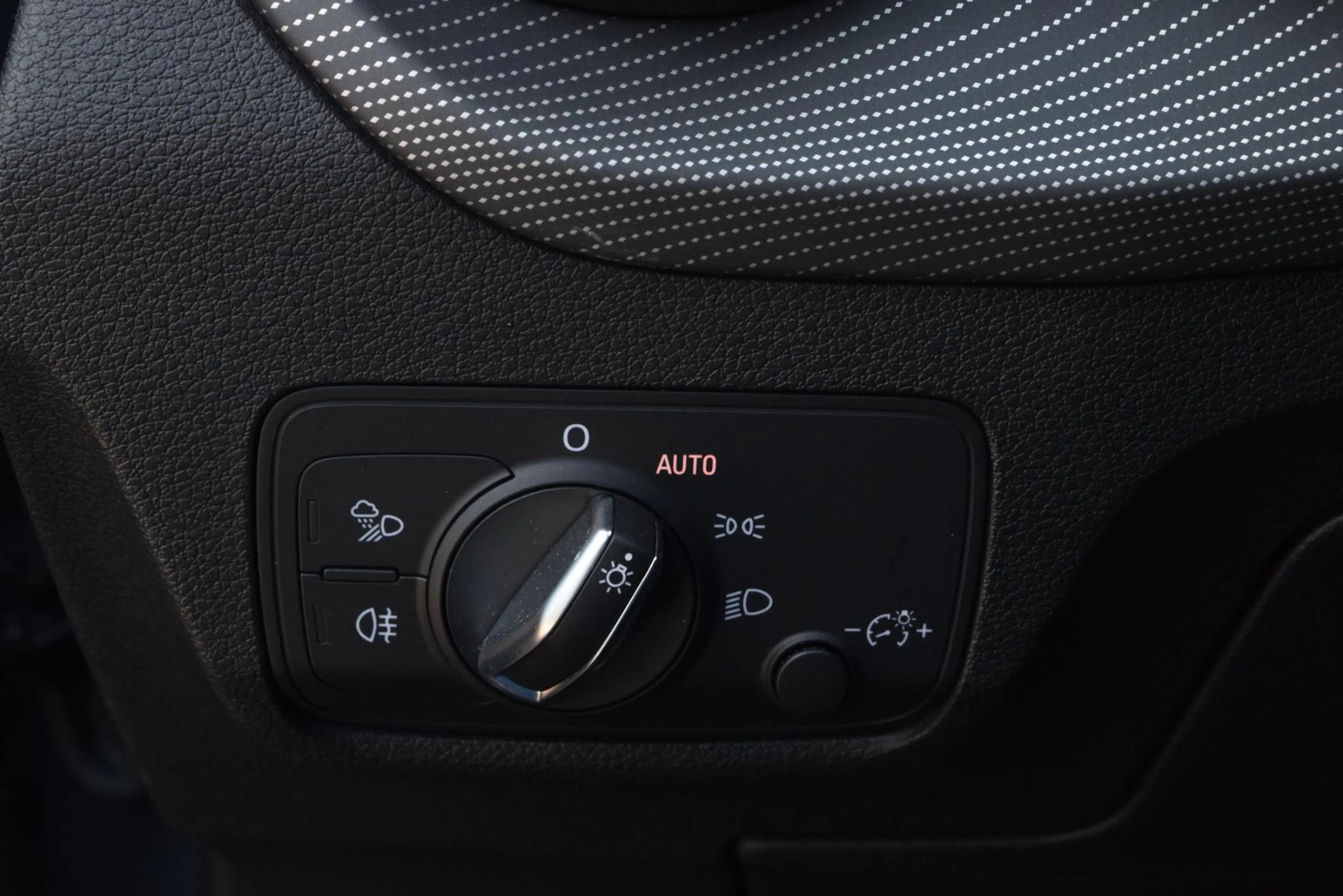 Audi Q2 1.4 150pk|Virtual|Leer|Camera|Elek.klep|ACC — photo 44