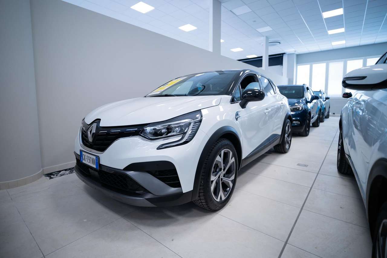 Renault Captur 1.6 E-Tech hybrid RS Line 145cv auto