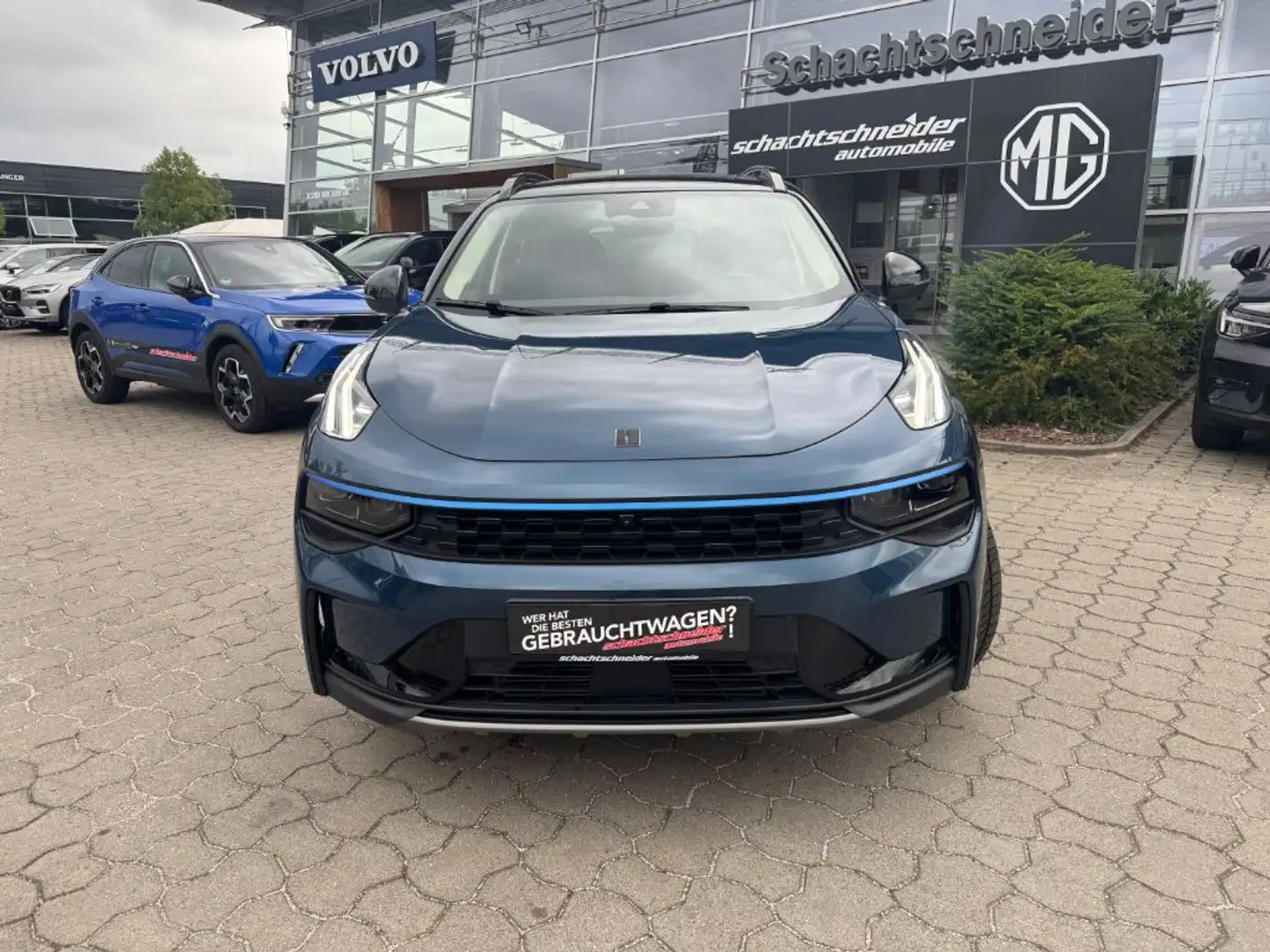 Lynk & Co 01 01 PHEV+AHZV+ACC+Panorama Blau - 2